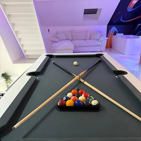 Apartment Capsule - Lumina *