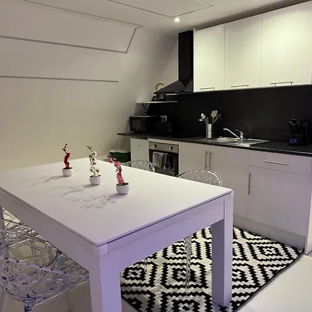 Capsule - Lumina Apartment *